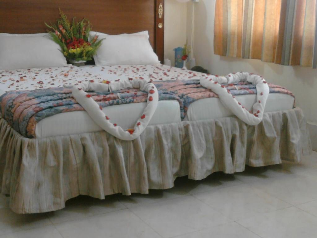 Hotel Maa Kamakhya Пури Экстерьер фото