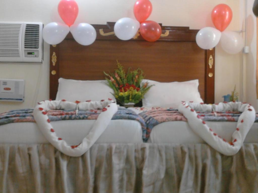 Hotel Maa Kamakhya Пури Экстерьер фото