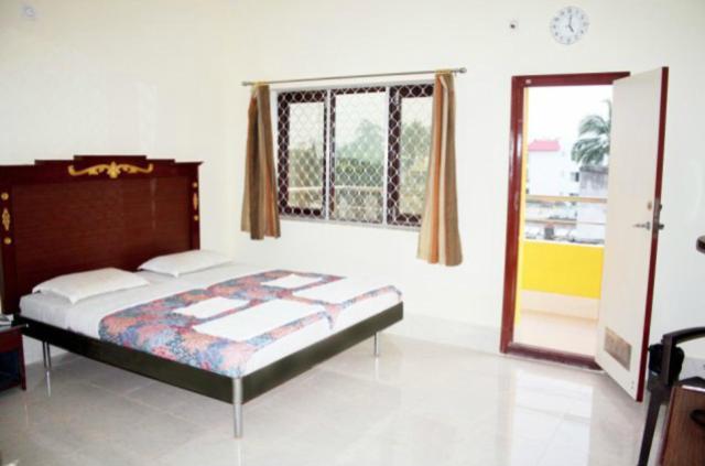 Hotel Maa Kamakhya Пури Номер фото